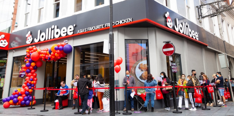 Jollibee Plans To Open More Than 400 Stores Worldwide After 30% Revenue Decline